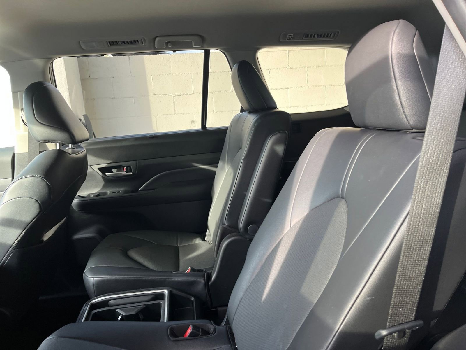 Used 2025 Toyota Grand Highlander FWD image 25