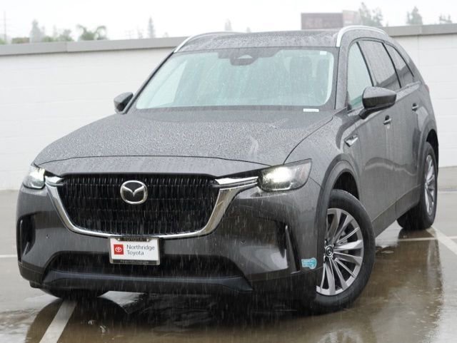 Used 2025 MAZDA CX-90 Plug-In Hybrid w/ Preferred image 4