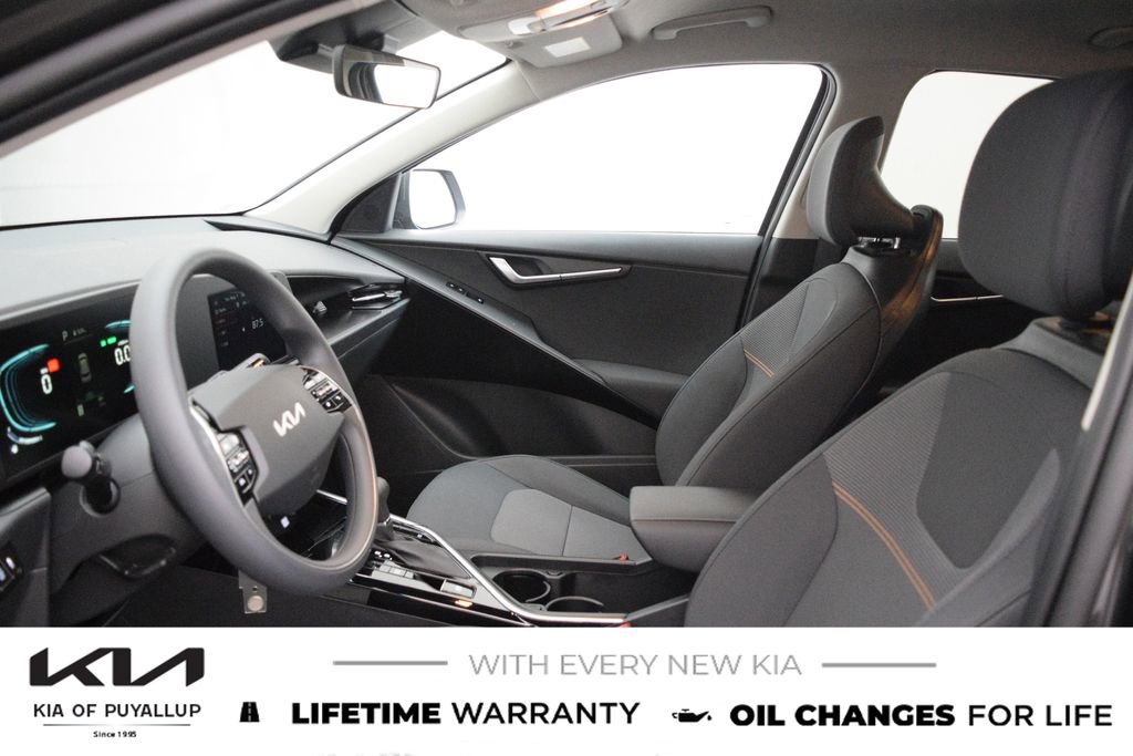 New 2026 Kia Niro LX FWD image 10
