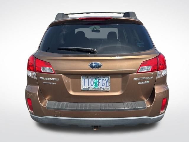 Used 2011 Subaru Outback 2.5i Premium image 11