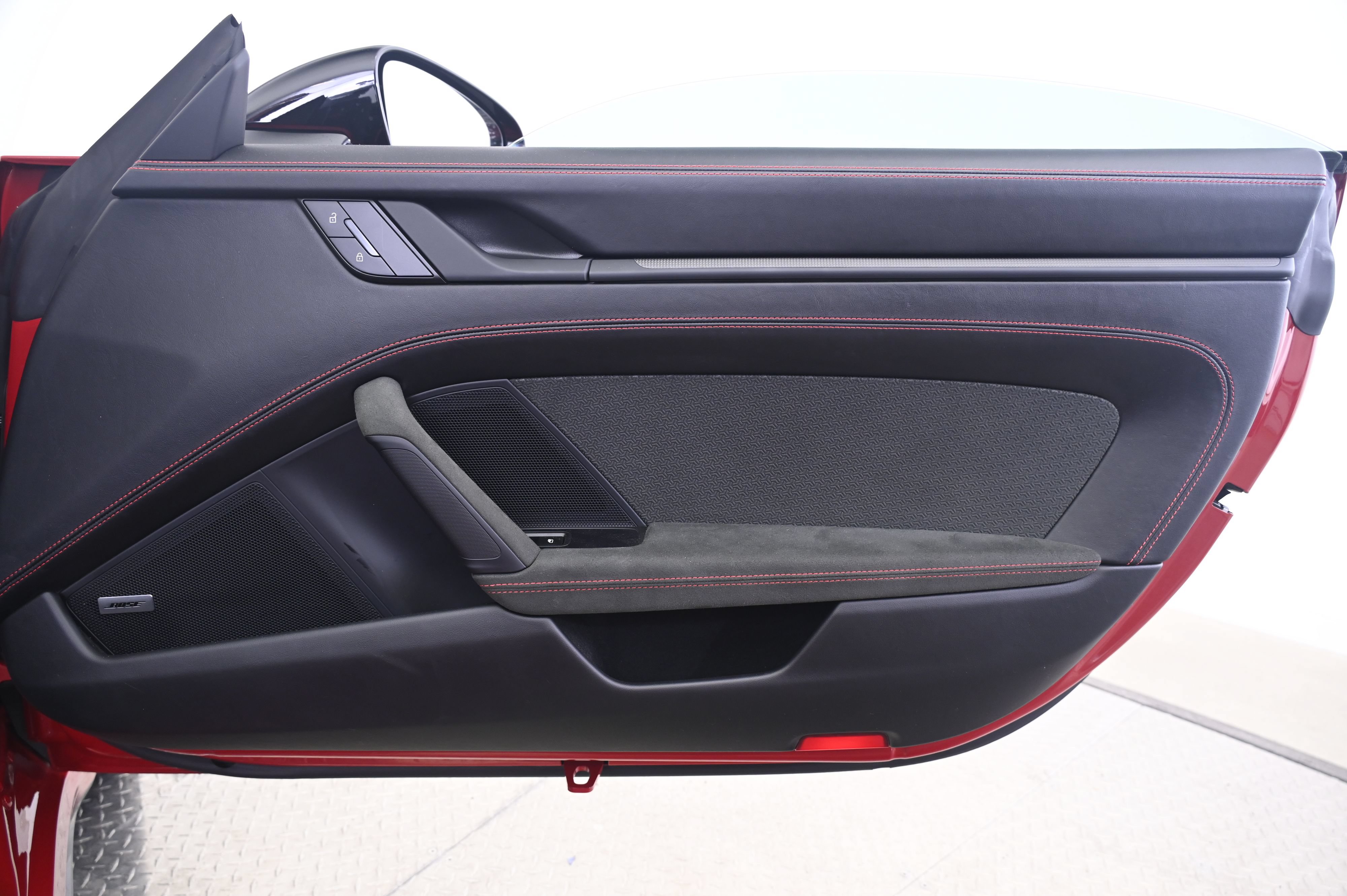 Certified 2025 Porsche 911 Carrera GTS RWD image 19