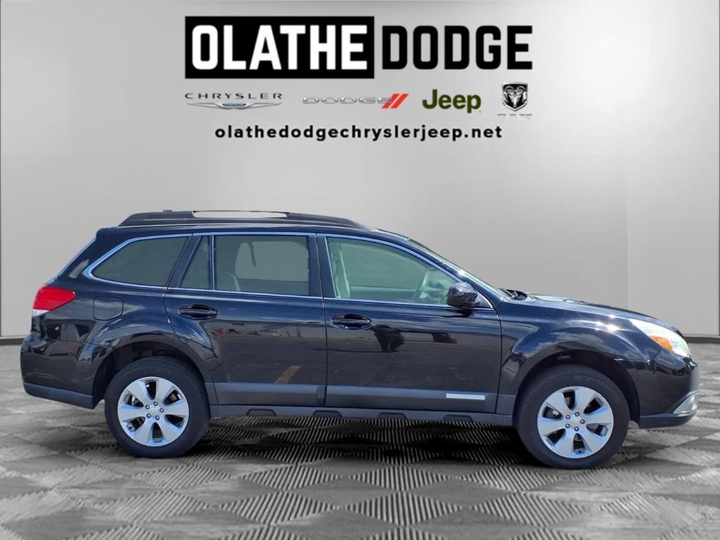 Used 2011 Subaru Outback 2.5i Limited AWD/4WD image 30