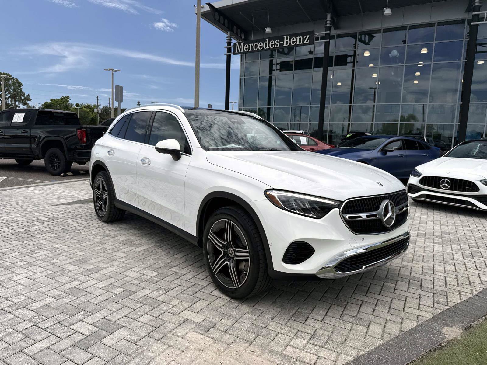 New 2027 Mercedes-Benz GLC 300 image 7