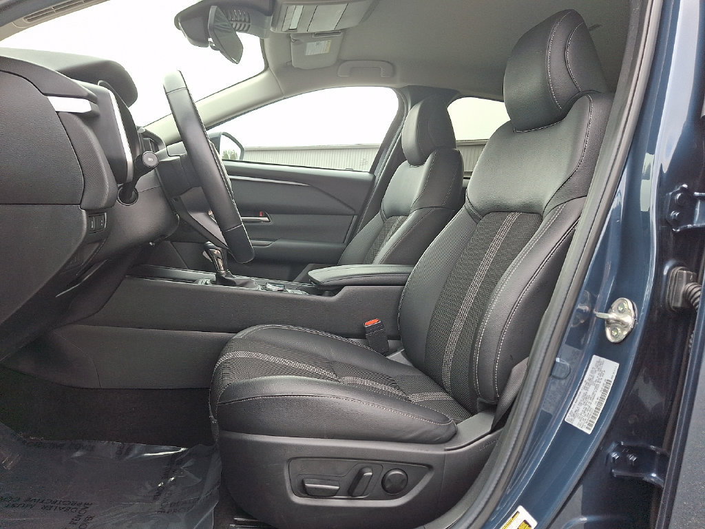 Used 2025 MAZDA CX-50 AWD 2.5 S w/ Preferred Package image 14