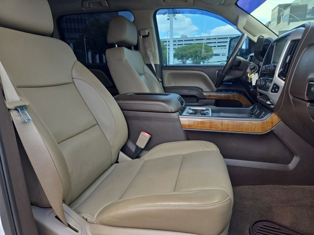 Used 2016 GMC Sierra 2500 SLT w/ Duramax Plus Package AWD/4WD image 17