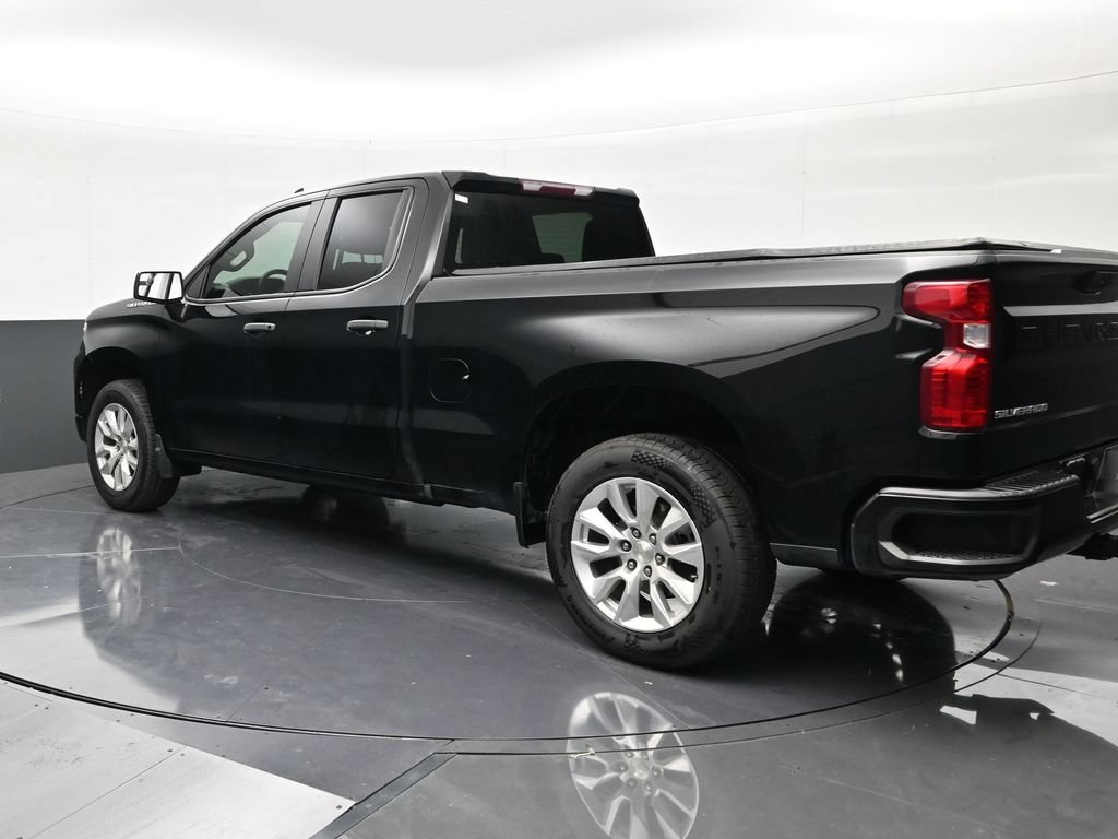 Used 2023 Chevrolet Silverado 1500 Custom RWD image 3