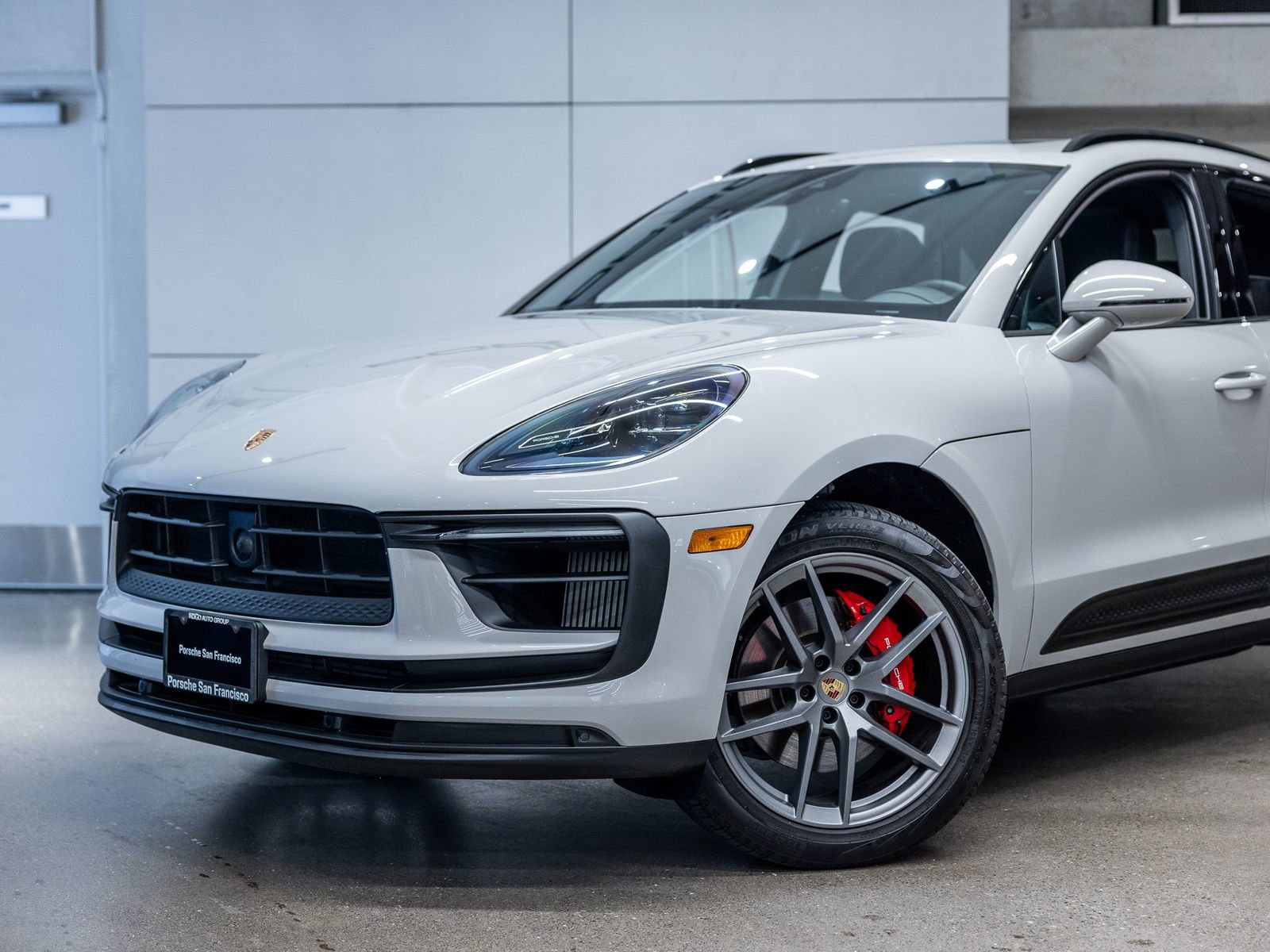 Certified 2024 Porsche Macan S image 19