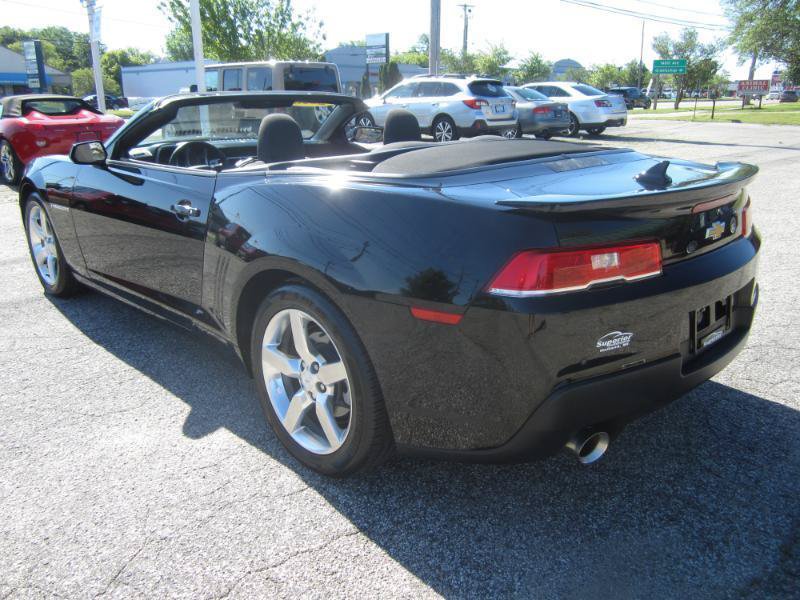 Used 2015 Chevrolet Camaro LT RWD image 6