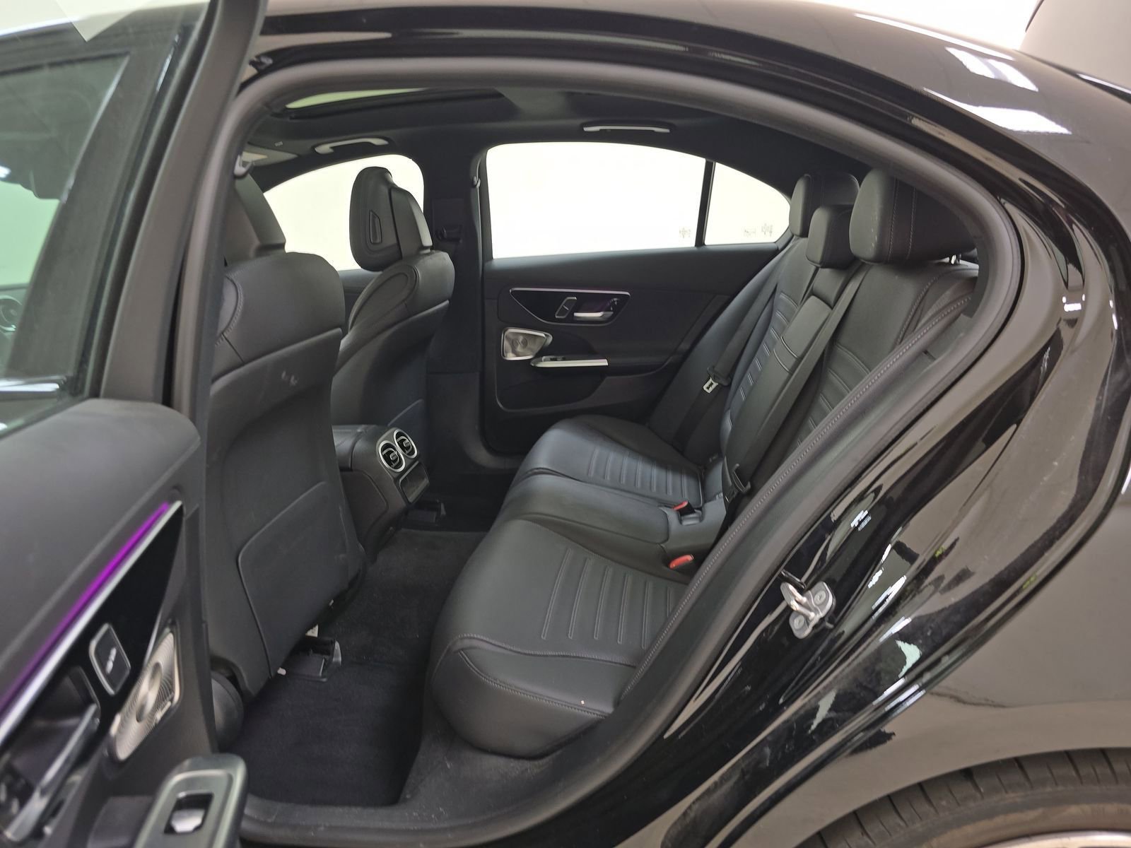 Used 2024 Mercedes-Benz C 300 Sedan w/ AMG Line w/ Night Package image 8