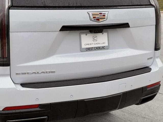 New 2026 Cadillac Escalade Sport w/ Touring Package AWD/4WD image 7
