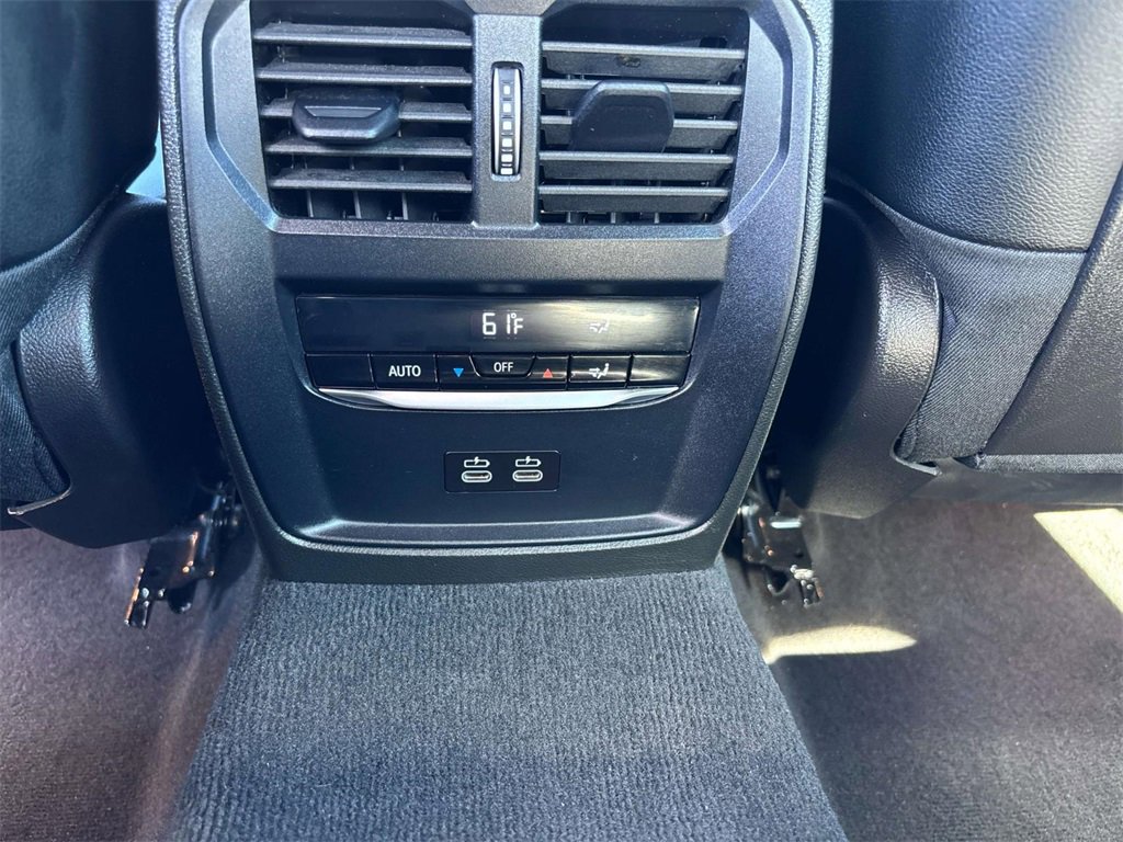 Used 2024 BMW 330e xDrive image 11