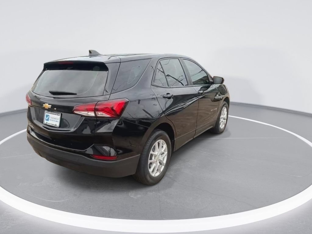 Used 2023 Chevrolet Equinox LS FWD image 8