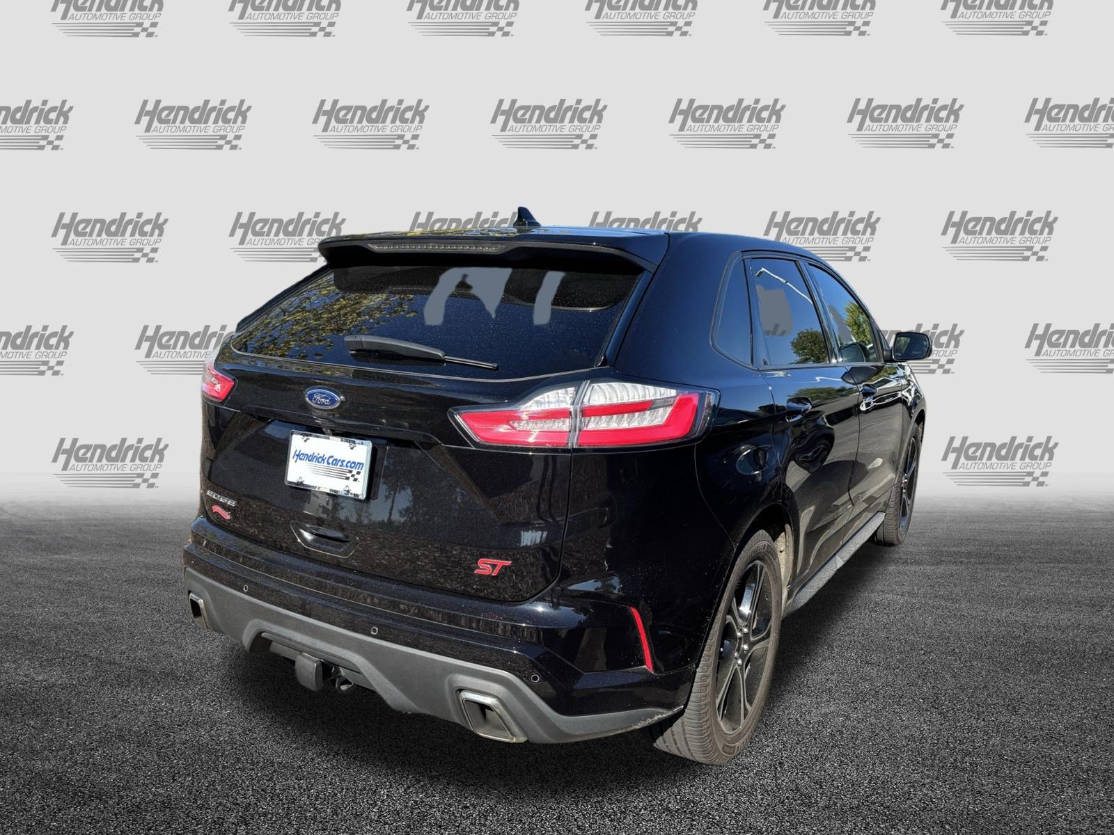 Used 2019 Ford Edge ST w/ Convenience Package AWD/4WD image 10