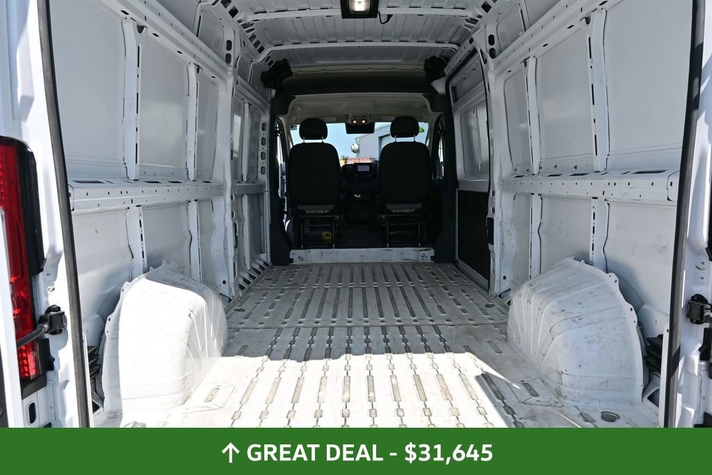 Used 2025 RAM ProMaster 2500 w/ Convenience Group FWD image 18
