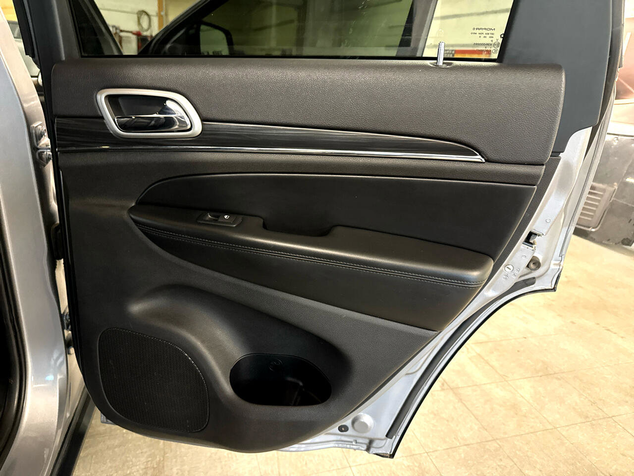 Used 2019 Jeep Grand Cherokee Limited image 44