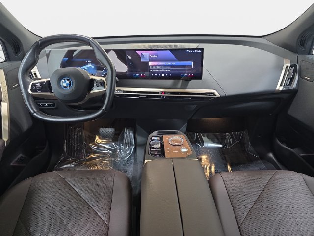 Certified 2024 BMW iX xDrive50 w/ Sport Package AWD/4WD image 9