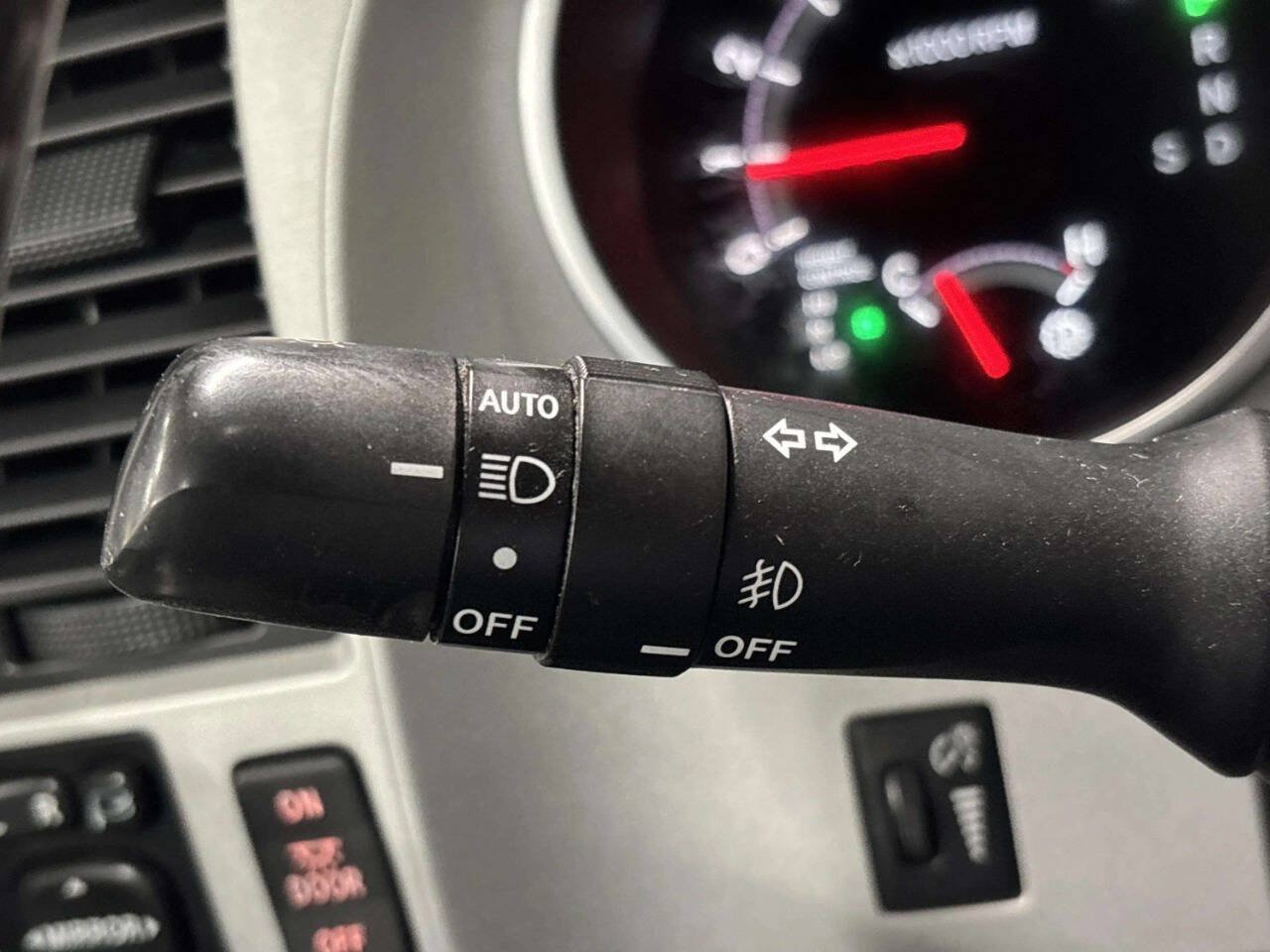 Used 2008 Toyota Sequoia Limited AWD/4WD image 41