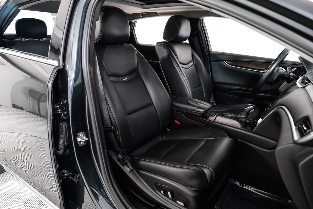 Used 2019 Cadillac XTS Luxury image 30