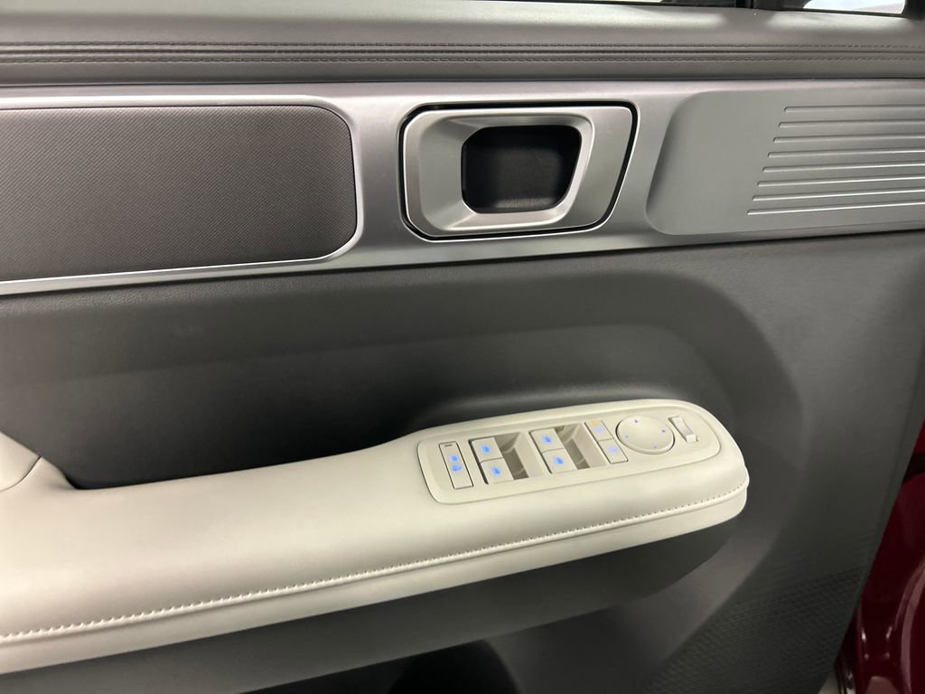 Used 2026 Hyundai Santa Fe SEL image 12