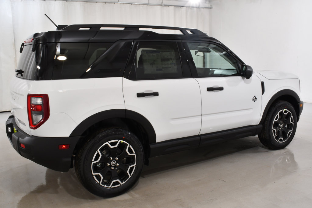 New 2026 Ford Bronco Sport Outer Banks w/ Outer Banks Tech Package+ AWD/4WD image 11