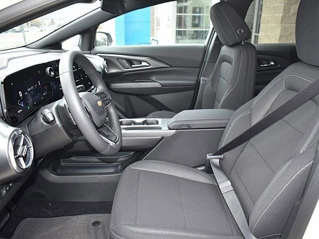 New 2026 Chevrolet Equinox EV LT FWD image 7