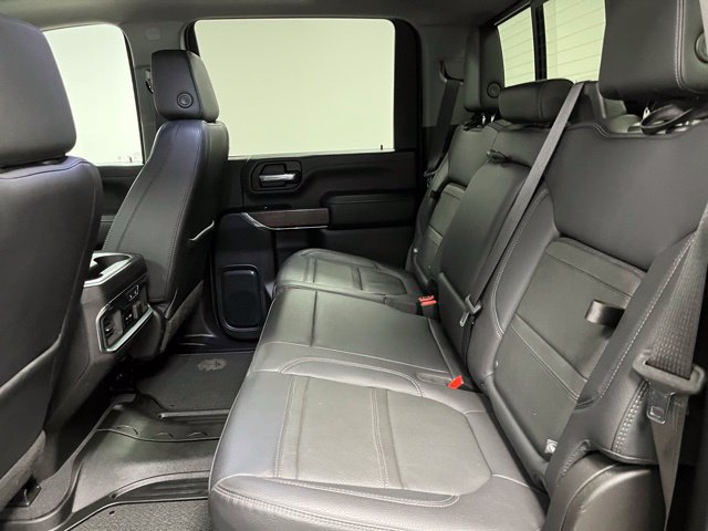 Used 2023 GMC Sierra 3500 Denali w/ Denali Black Diamond Edition AWD/4WD image 49