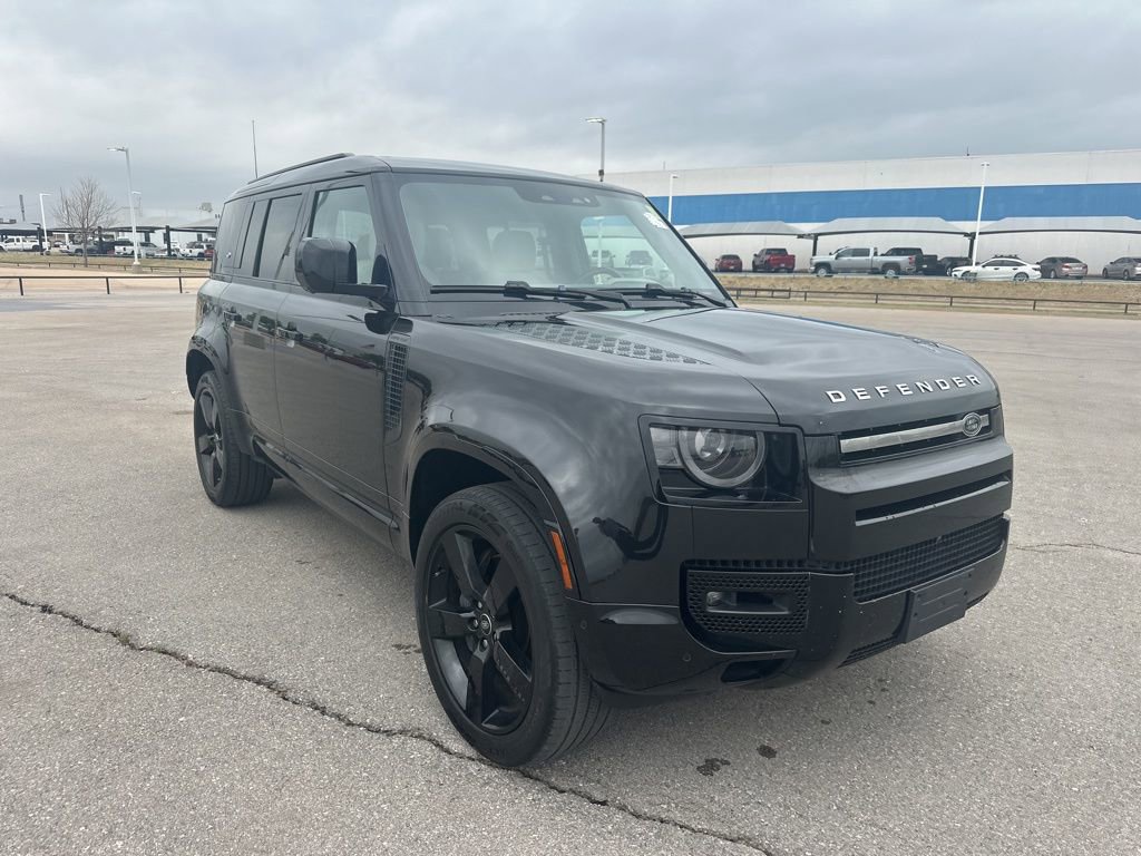 Used 2022 Land Rover Defender 110 S image 7