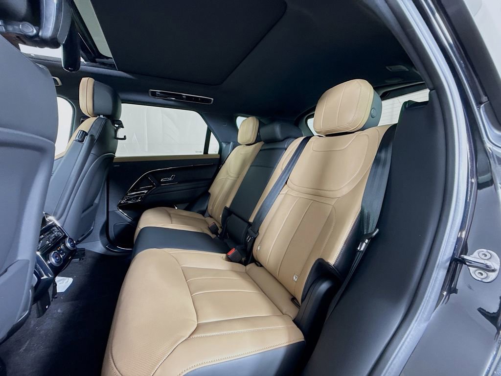 New 2026 Land Rover Range Rover Sport Dynamic SE image 24