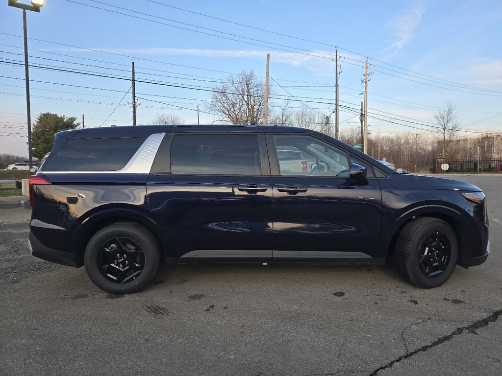 New 2026 Kia Carnival LX image 16