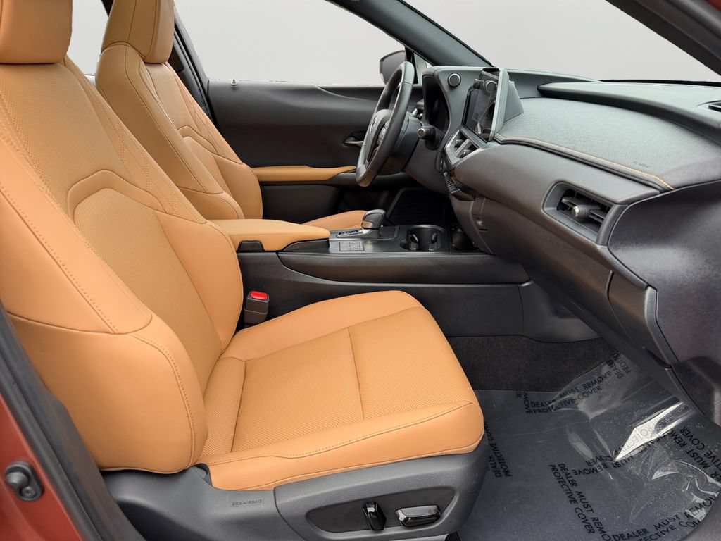 Certified 2025 Lexus UX 300h FWD w/ Cold Area Package image 8