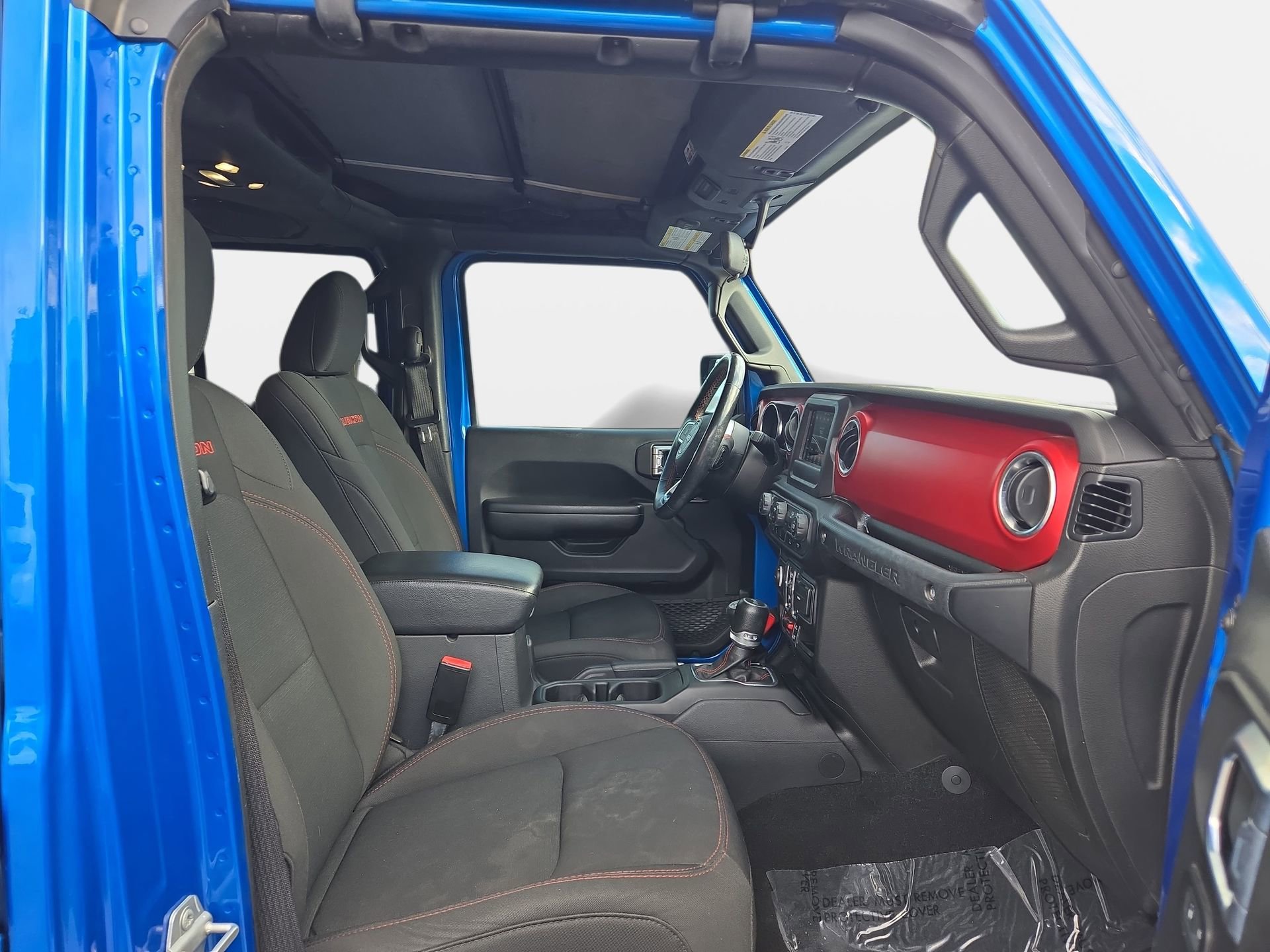 Used 2021 Jeep Wrangler Unlimited Rubicon w/ Cold Weather Group image 15