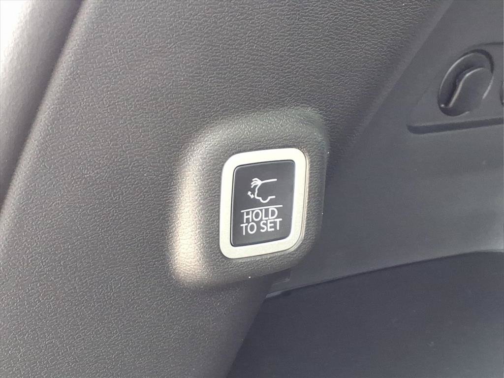 New 2026 Jeep Cherokee Overland w/ Advanced Pro Tech Group AWD/4WD image 13
