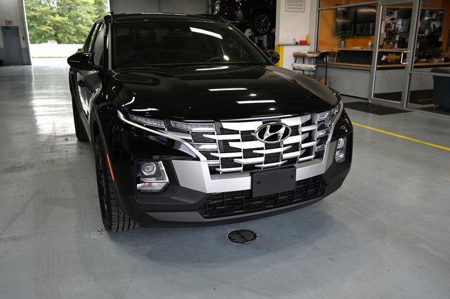 Used 2022 Hyundai Santa Cruz SEL w/ Activity Package image 3