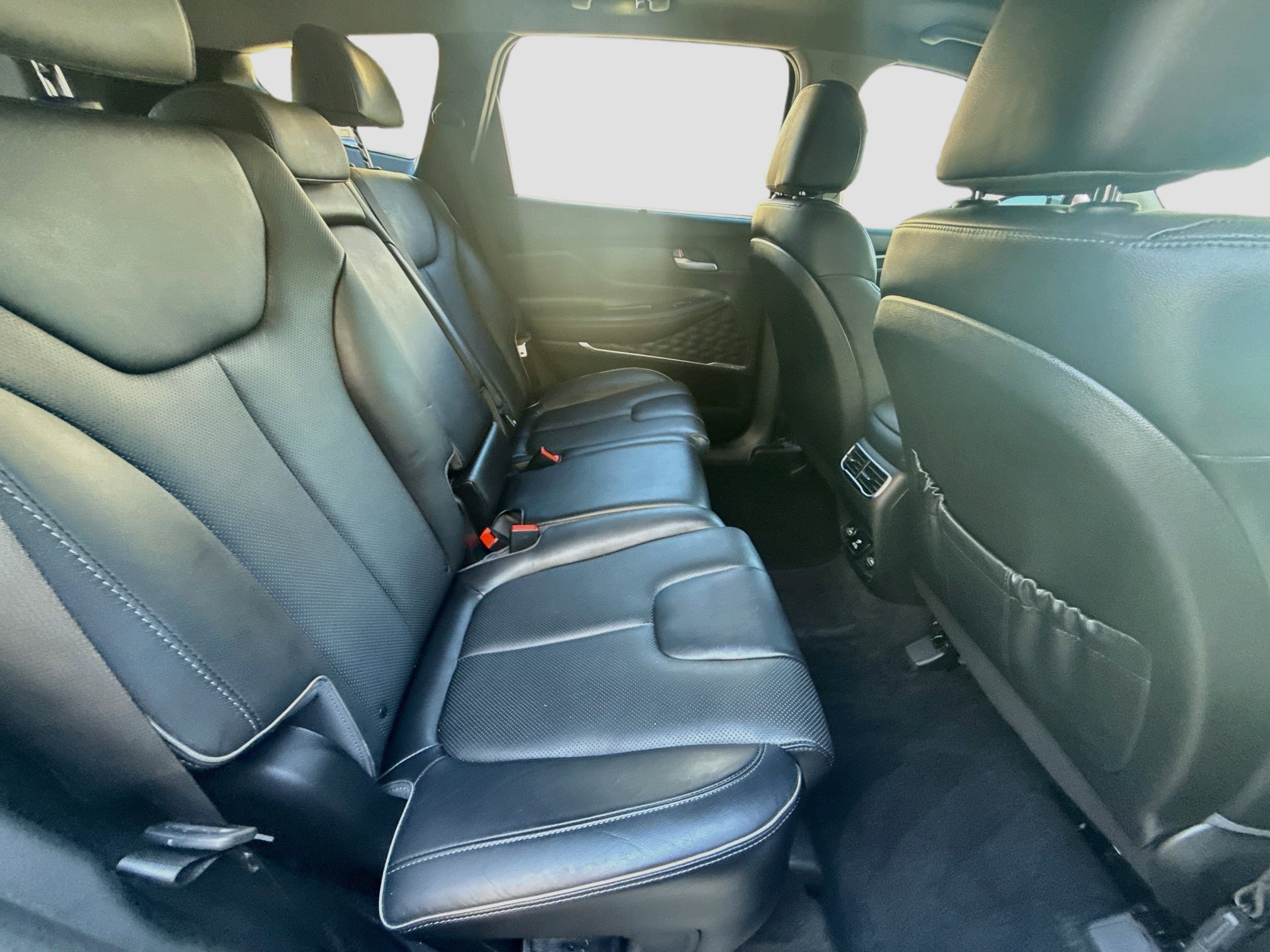 Used 2023 Hyundai Santa Fe Limited w/ Cargo Package FWD image 26