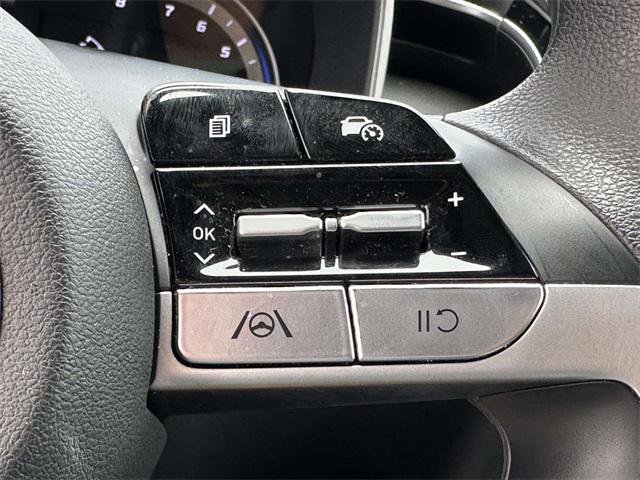 Certified 2024 Hyundai Santa Cruz SEL image 23