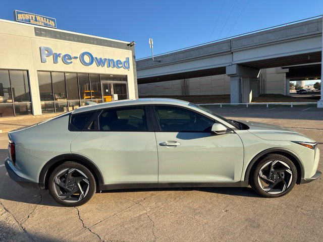 Used 2025 Kia K4 EX FWD image 2