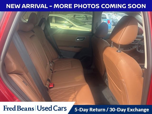 Used 2025 Nissan Rogue Platinum image 11