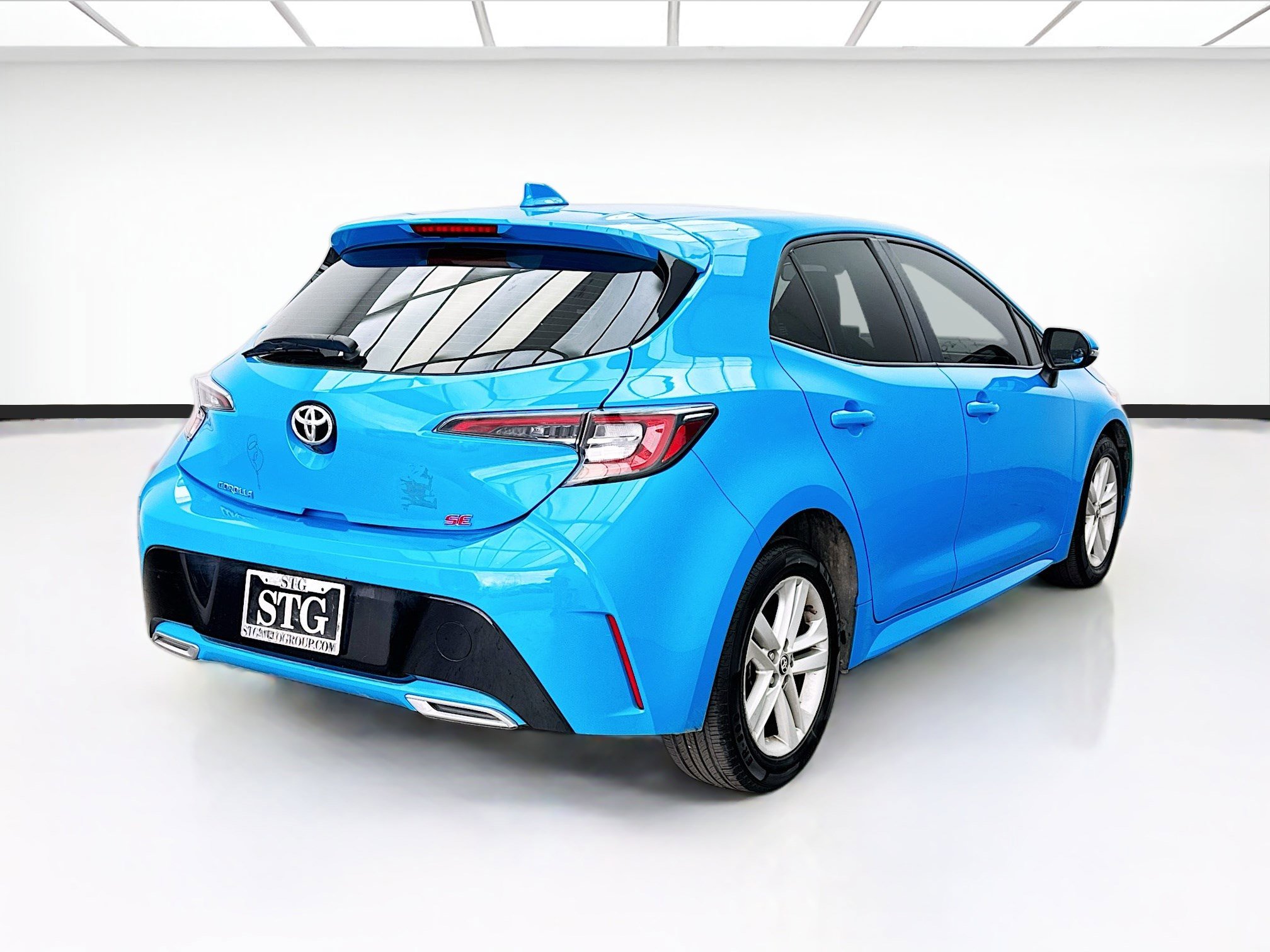 Used 2020 Toyota Corolla SE w/ SE Preferred Package FWD image 4