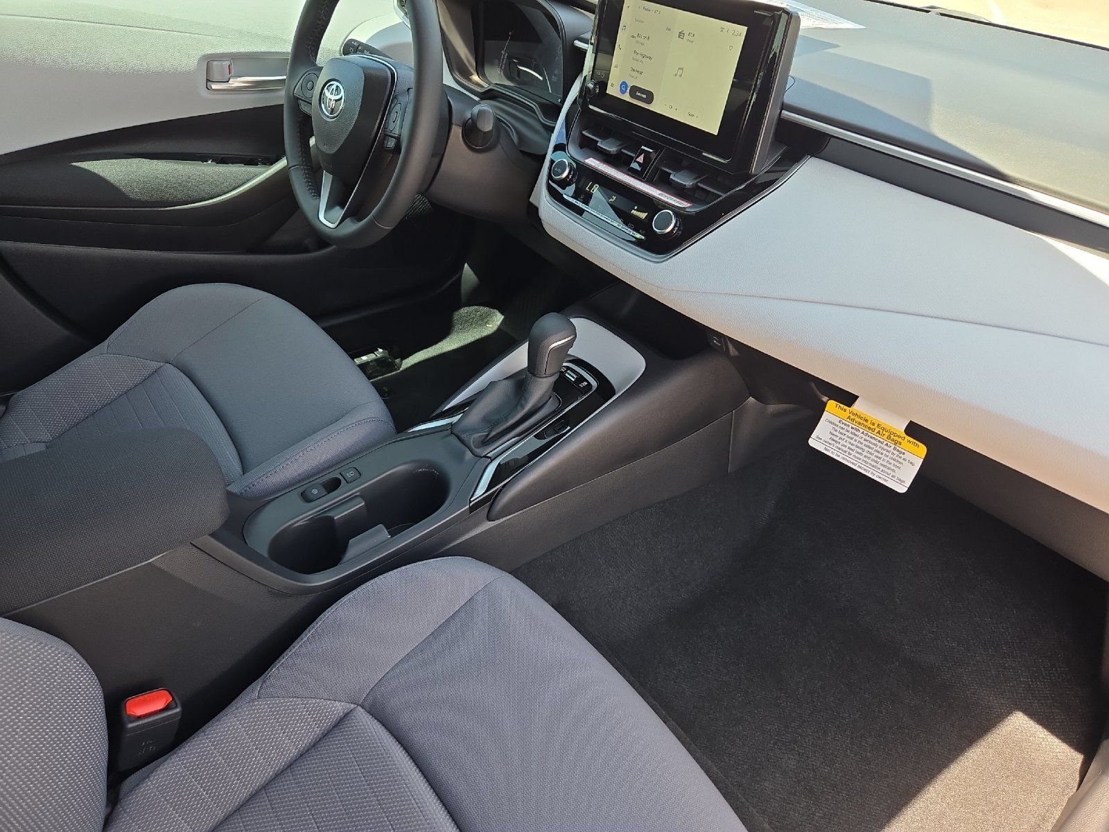 Certified 2026 Toyota Corolla SE FWD image 14