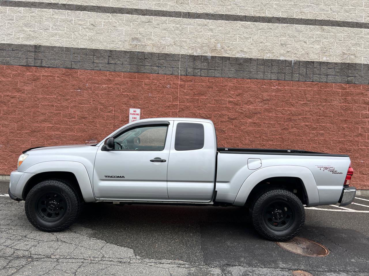 Used 2008 Toyota Tacoma 4x4 Access Cab V6 image 4