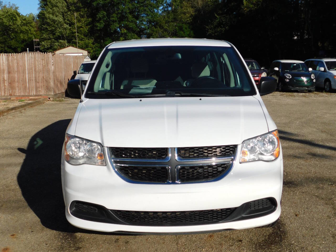Used 2018 Dodge Grand Caravan SE image 10