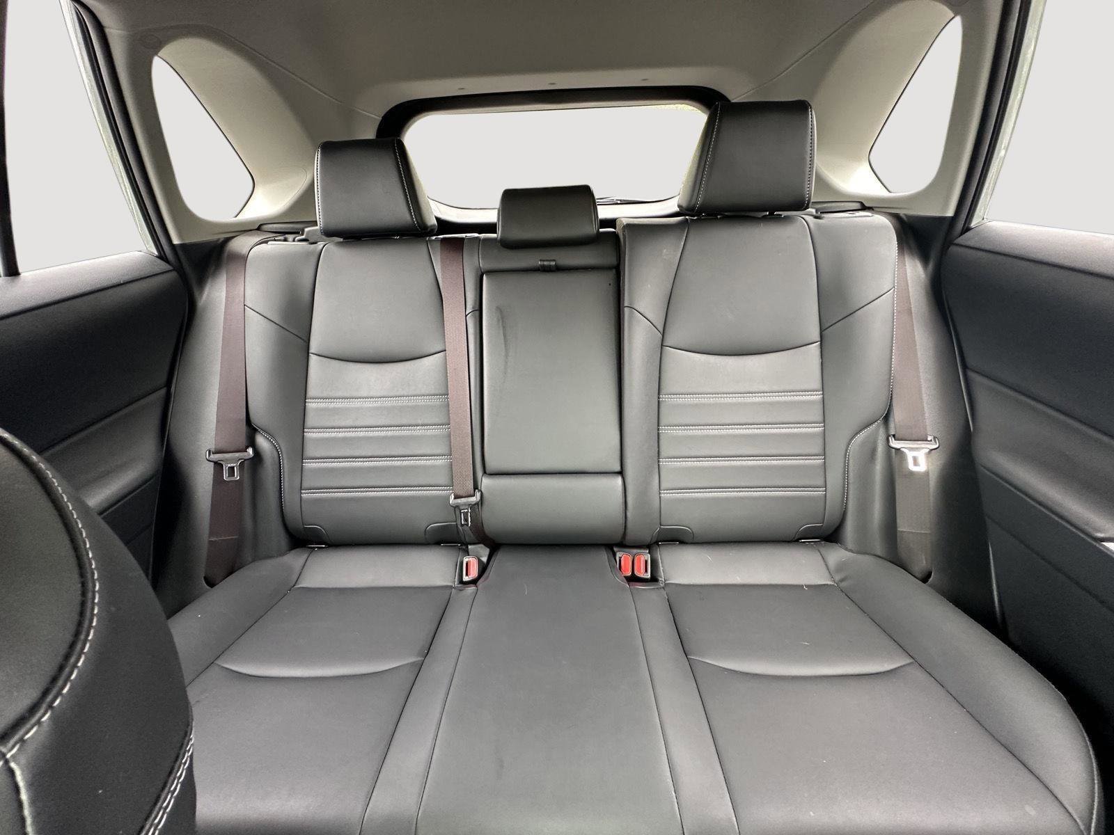 Certified 2022 Toyota RAV4 XLE Premium AWD/4WD image 12