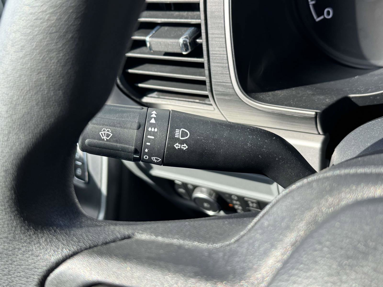 Used 2022 Ford F150 XLT image 23