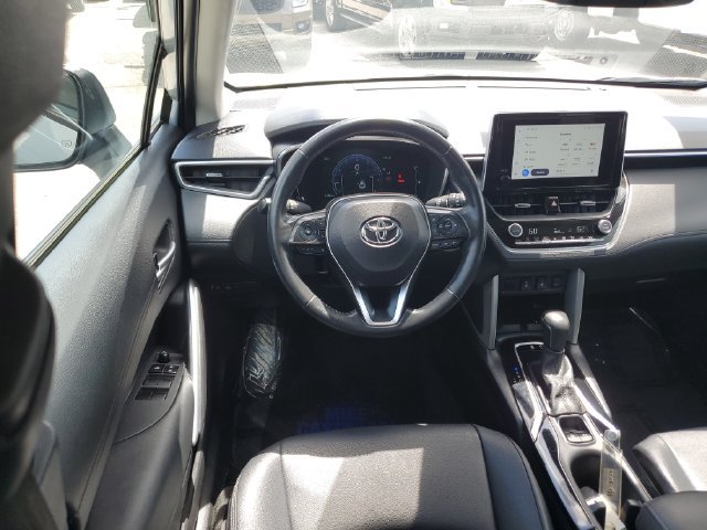 Used 2024 Toyota Corolla Cross XLE FWD image 13
