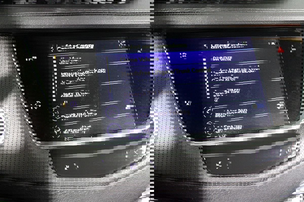 Used 2024 Cadillac XT5 Premium Luxury image 18