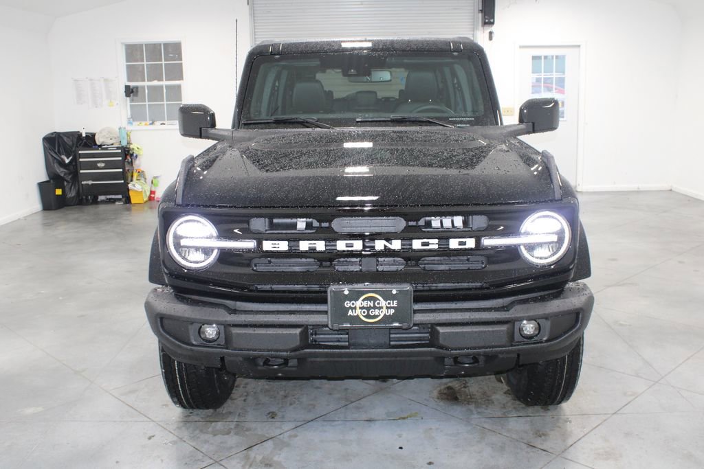 New 2025 Ford Bronco Outer Banks image 2