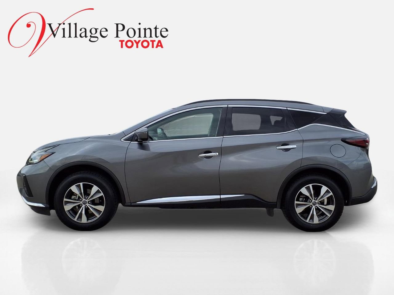 Used 2023 Nissan Murano SV image 2