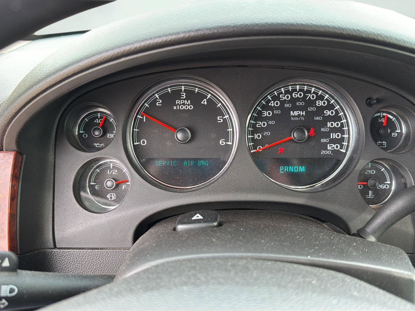 Used 2014 GMC Yukon XL SLT w/ SLT-2 Equipment Package AWD/4WD image 13