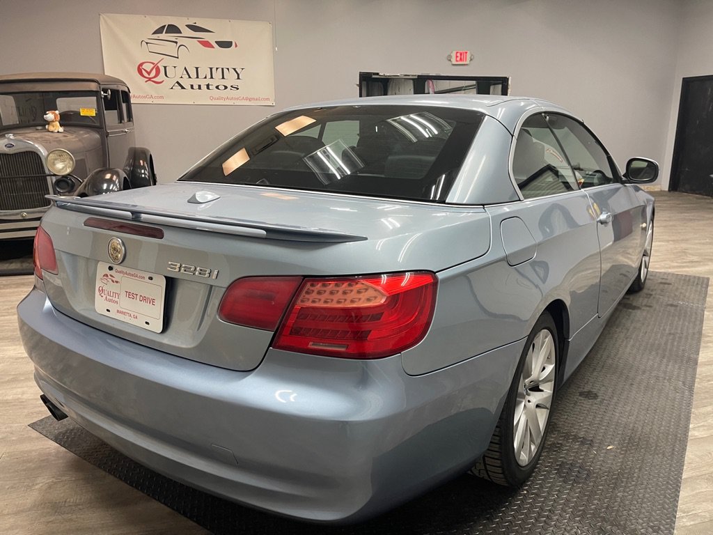 Used 2013 BMW 328i Convertible RWD image 11