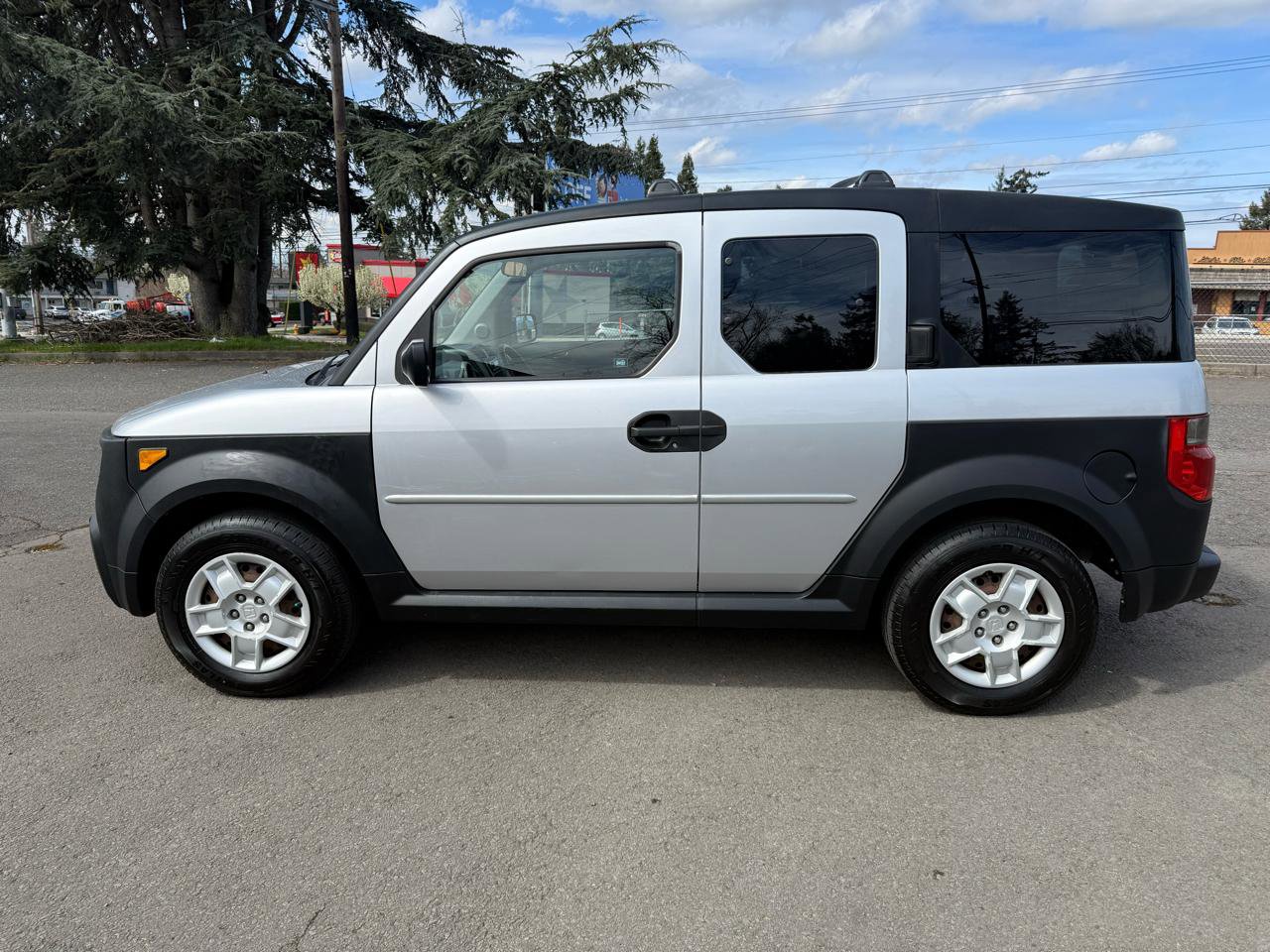 Used 2007 Honda Element LX image 2